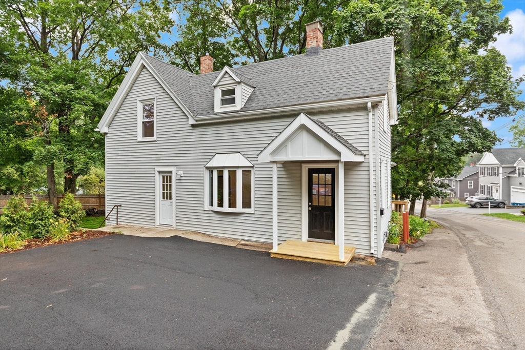 25 Norfolk St