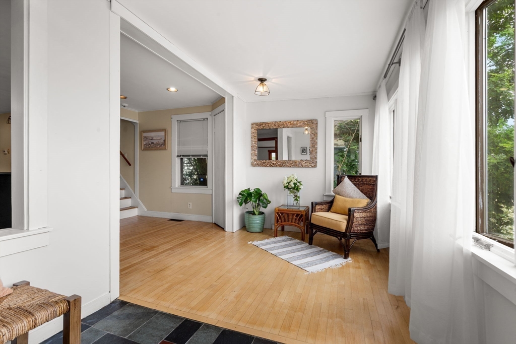 95 Bay View Ave