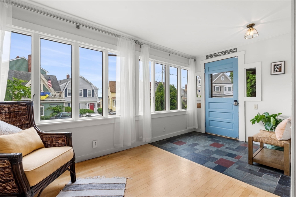95 Bay View Ave