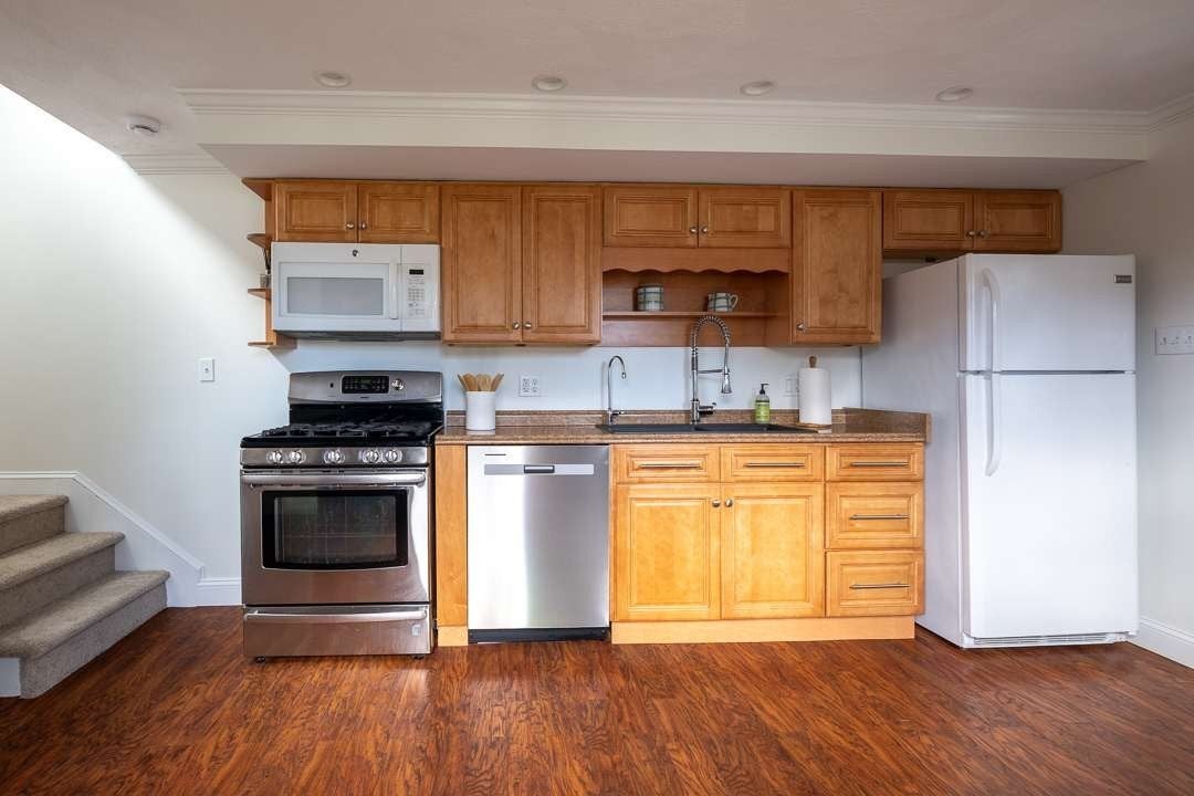127 1/2 Bridge Street, Beverly, MA, 127 1/2 Bridge Street, Beverly, MA Photo #5