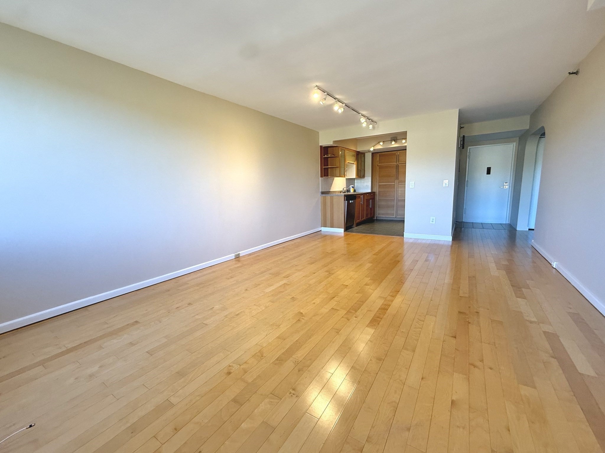 1731 Beacon ST #422, Brookline, MA, 1731 Beacon ST #422, Brookline, MA Photo #1