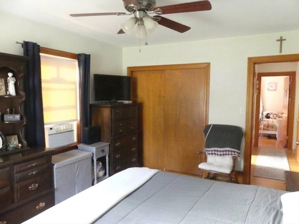 118 Randolph Ave, Tiverton, RI Photo #14