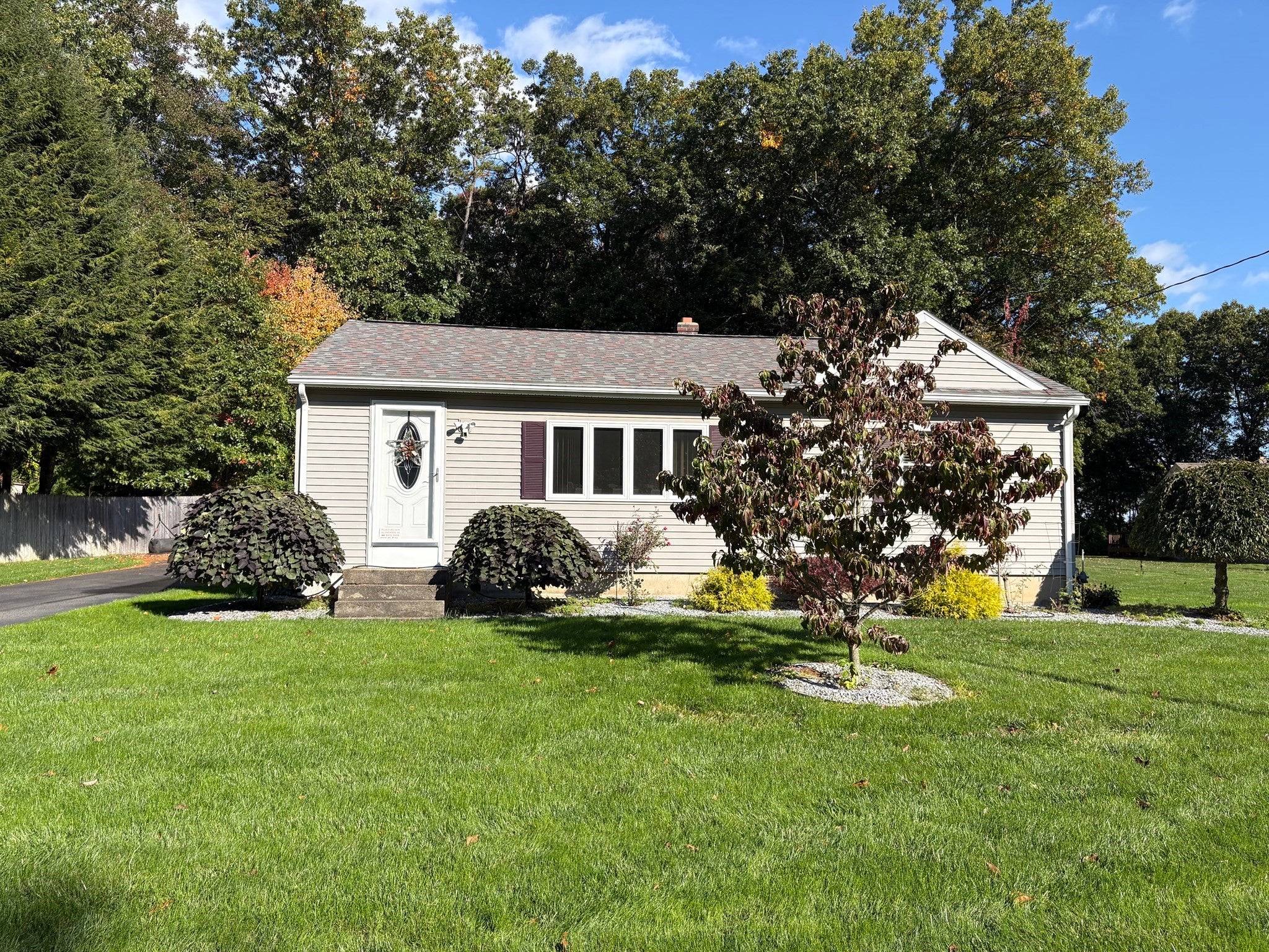 30 Feeding Hills Rd, Southwick, MA, 30 Feeding Hills Rd, Southwick, MA Photo #2
