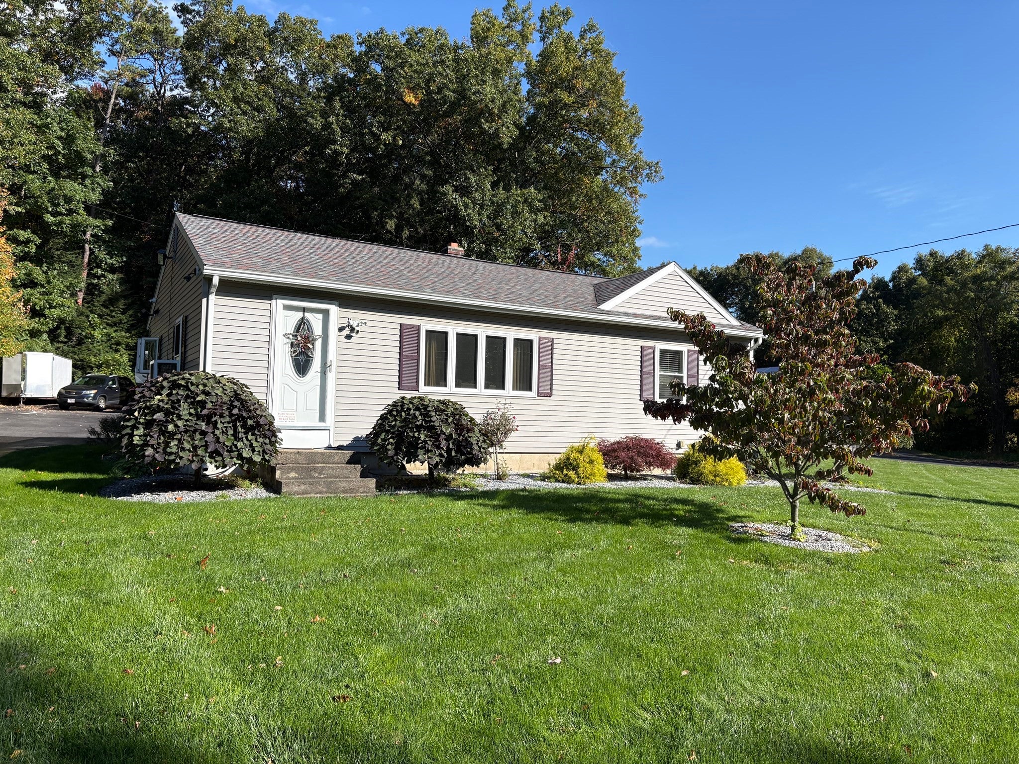 Photo of 30 Feeding Hills Rd, Southwick, MA
