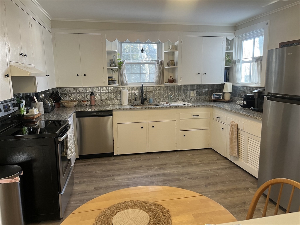 105 Central Street 1