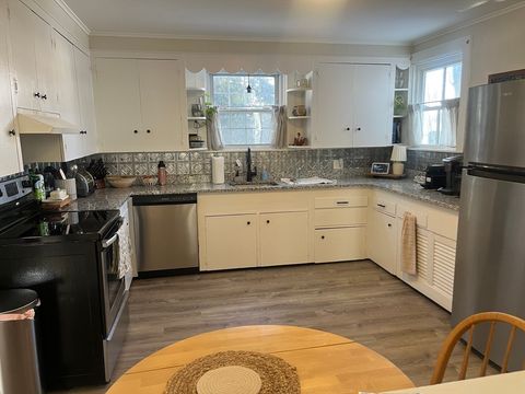 105 Central Street 1 Foxboro MA 02035