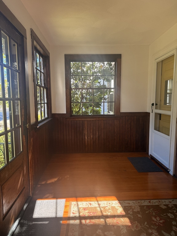 Cambridge, Massachusetts 02138, United States, 2 Bedrooms Bedrooms, ,1 BathroomBathrooms,Residential,Active,220816