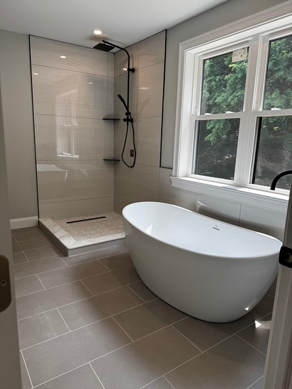 27 Rollins ST #B, Groveland, MA, 27 Rollins ST #B, Groveland, MA Photo #33