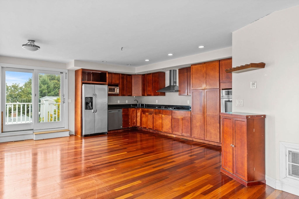 647 East 3rd 2