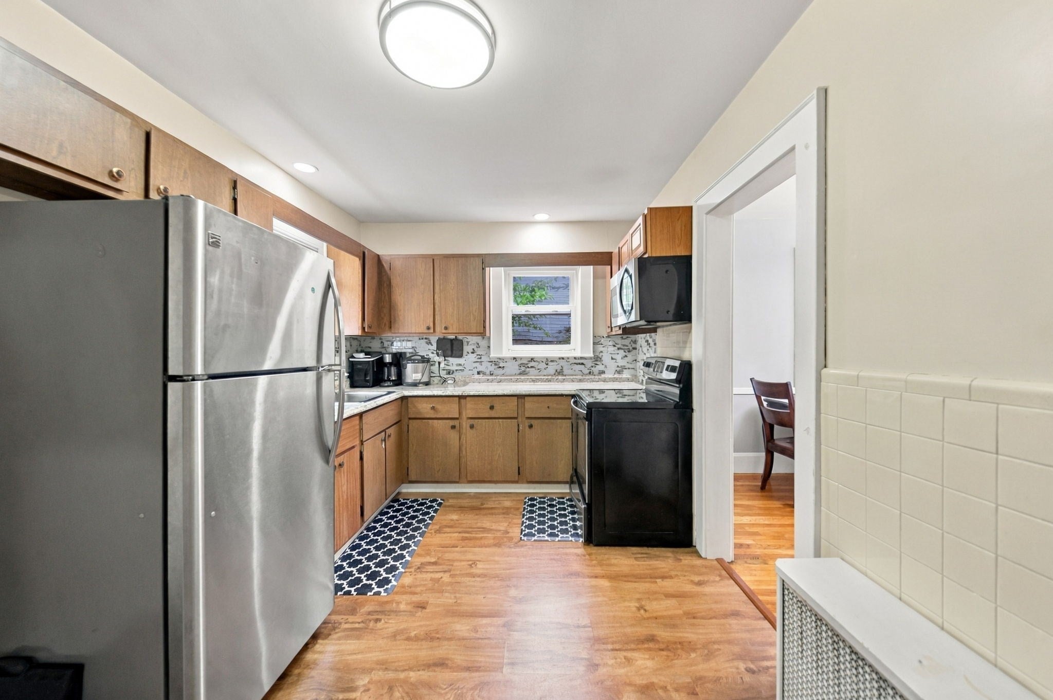 31 Lura St