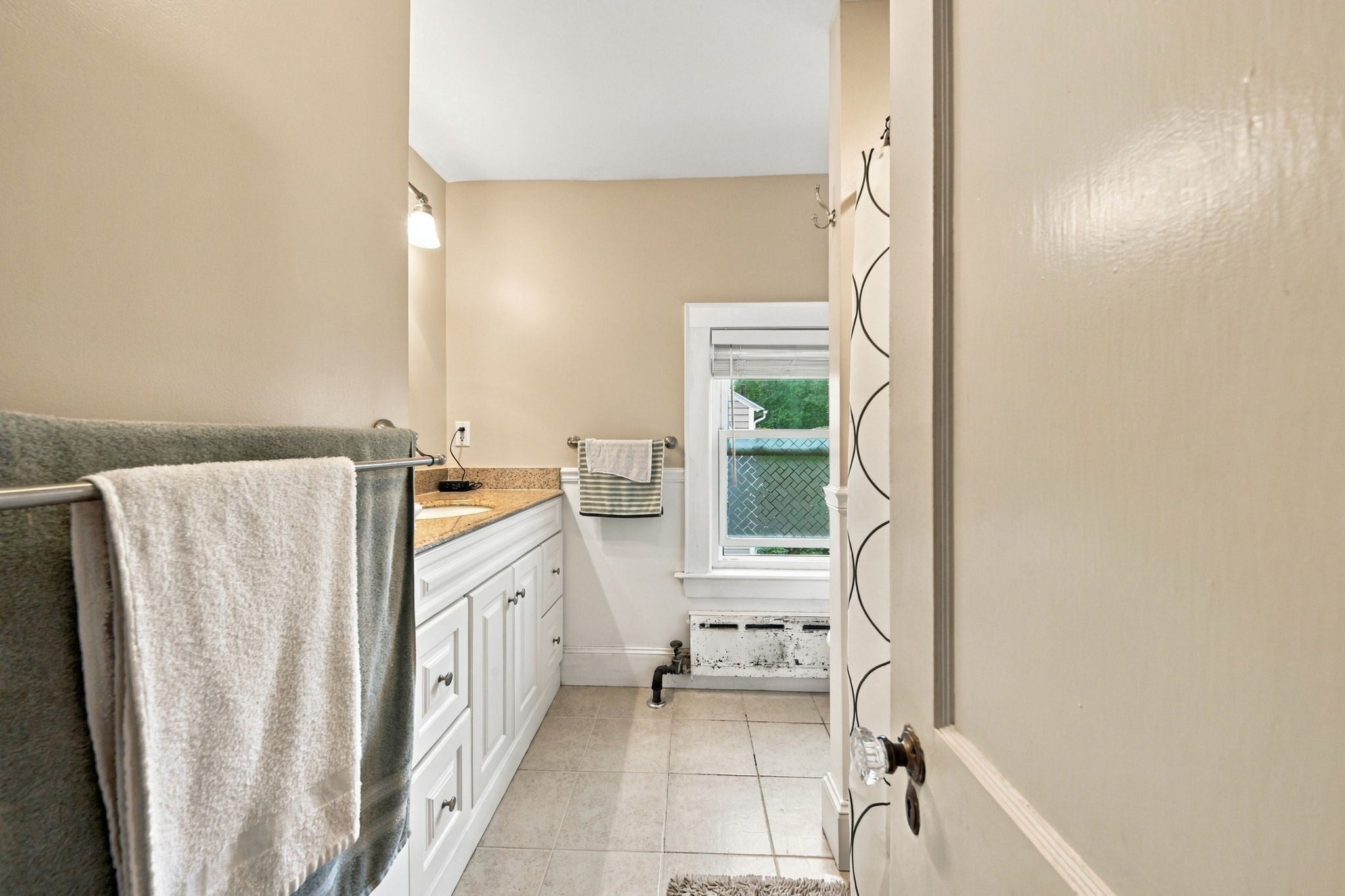 31 Lura St, Lowell, MA, 31 Lura St, Lowell, MA Photo #28
