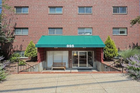 995 Mass Ave 404 Arlington MA 02476