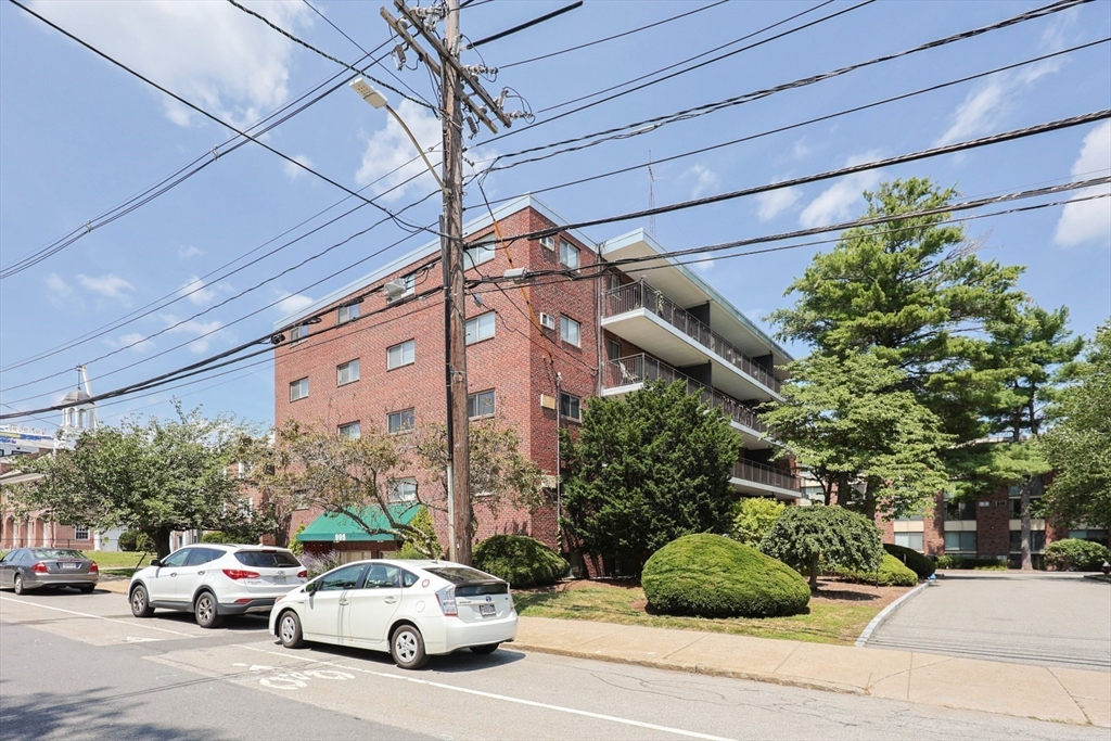 995 Mass Ave 404