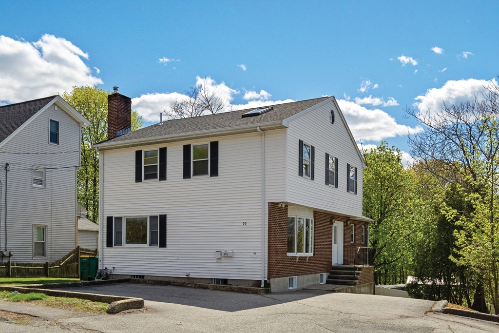 Photo of 99 Garfield Ave, Woburn, MA
