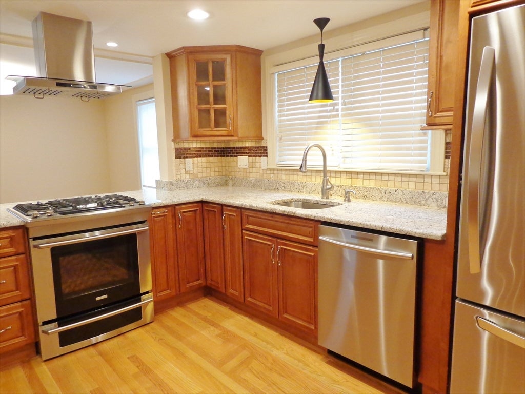 109 Fayette St #2, Watertown, MA Photo #6