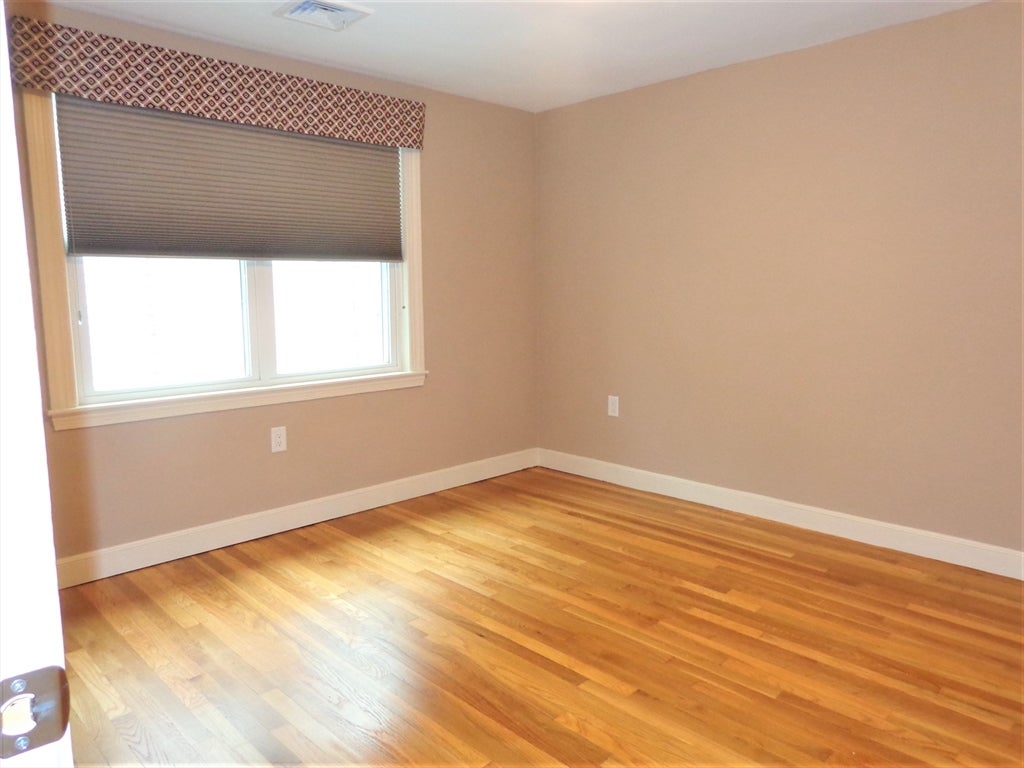 109 Fayette St #2, Watertown, MA Photo #12