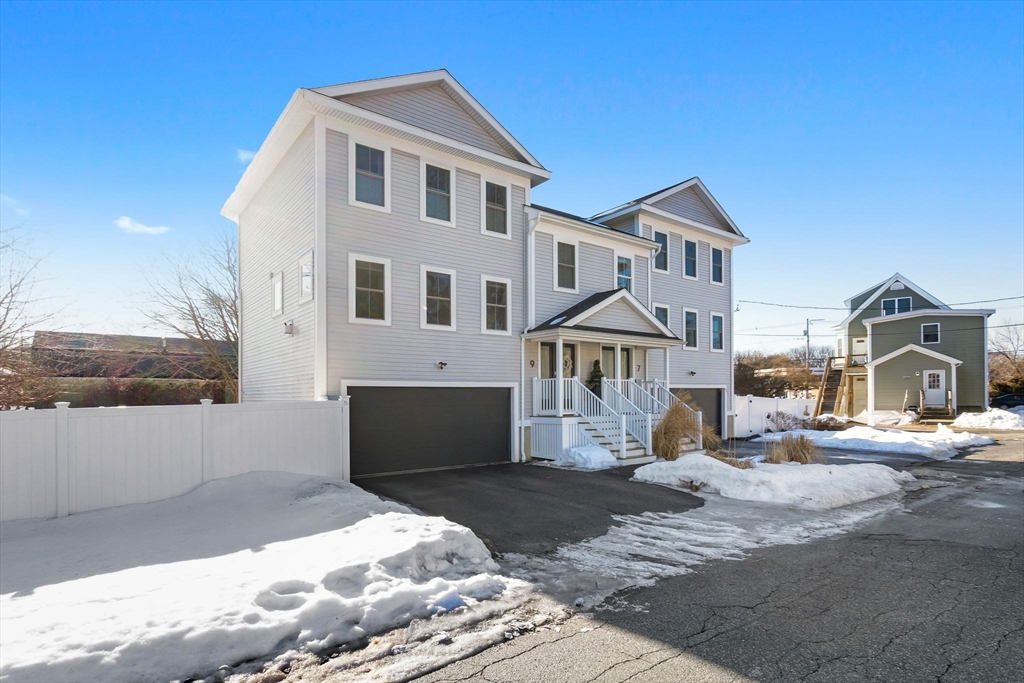 9 Ordway Ave 9