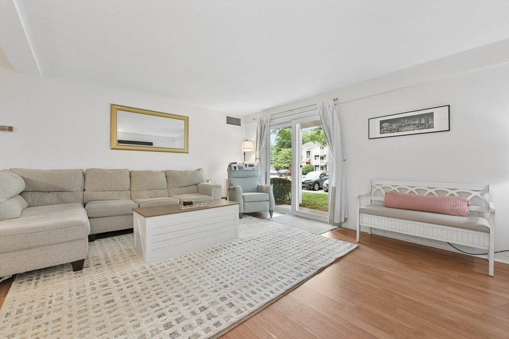 36 Silver Hill Lane 15