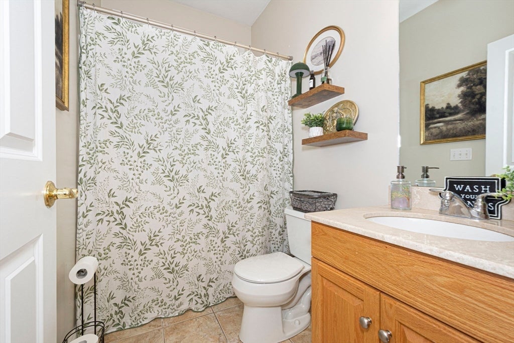 258 Nicholas Dr, Lancaster, MA, 258 Nicholas Dr, Lancaster, MA Photo #36