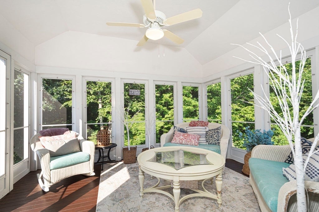 258 Nicholas Dr, Lancaster, MA, 258 Nicholas Dr, Lancaster, MA Photo #25