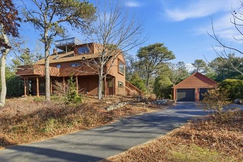 99 Rockledge Dr Falmouth MA 02556