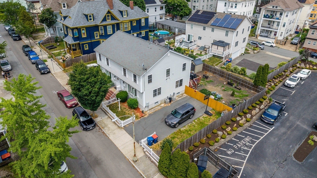 13 Robeson St 13