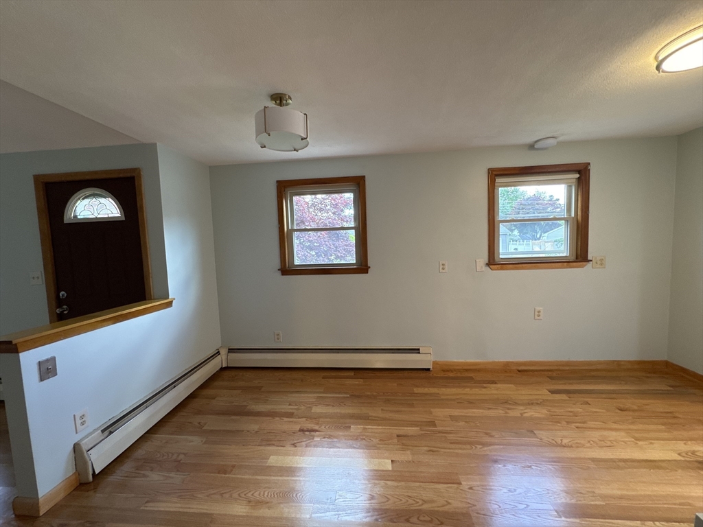 72 Kurland Ave