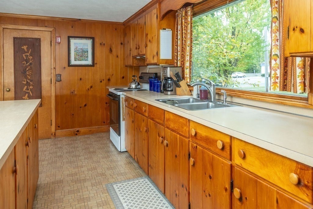 90 N Main Street, Deerfield, MA, 90 N Main Street, Deerfield, MA Photo #16