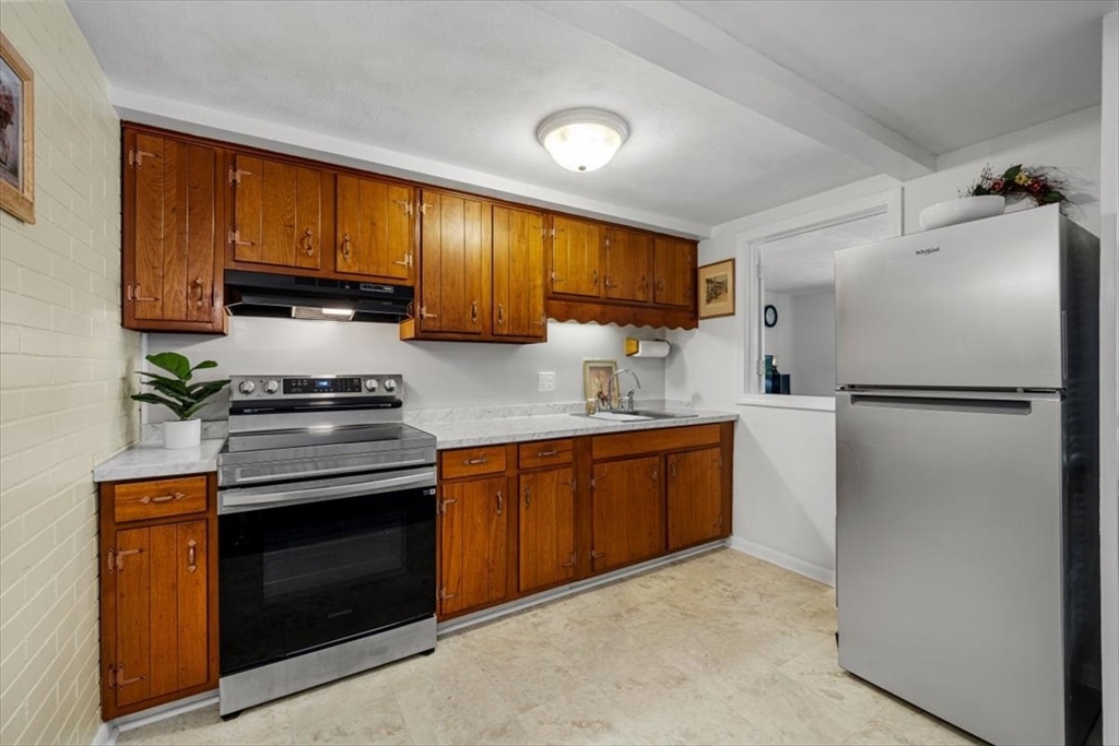 267 Neck Street 5A