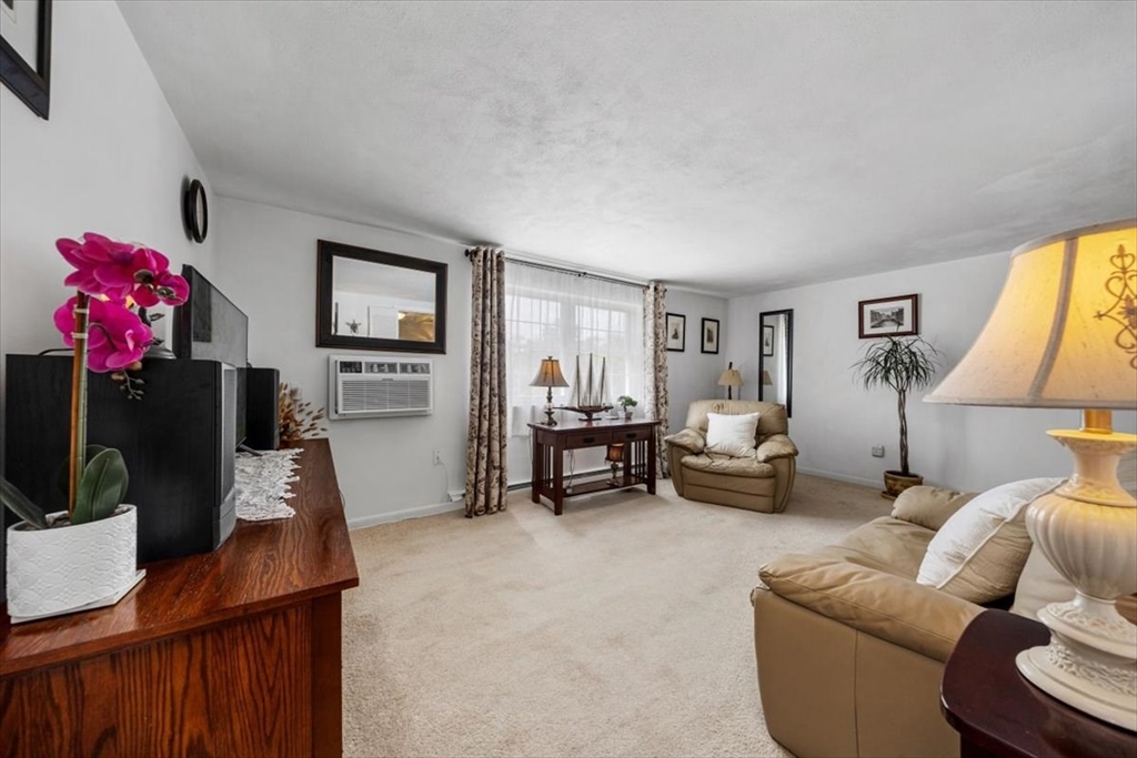 267 Neck Street 5A