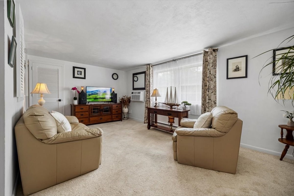 267 Neck Street 5A