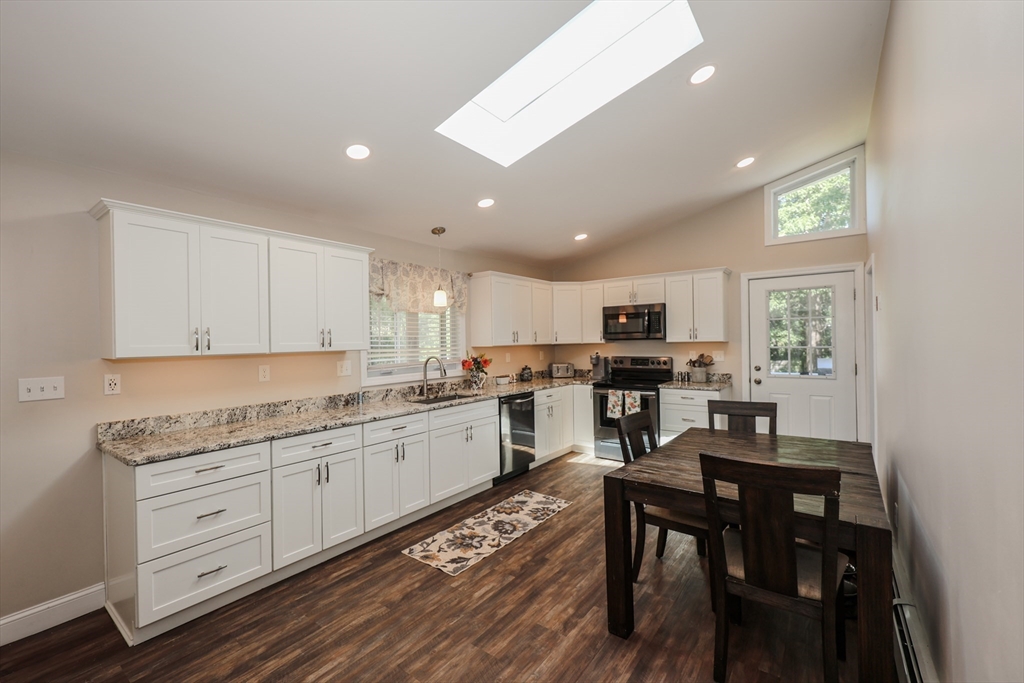 86 Meadowbrook Road