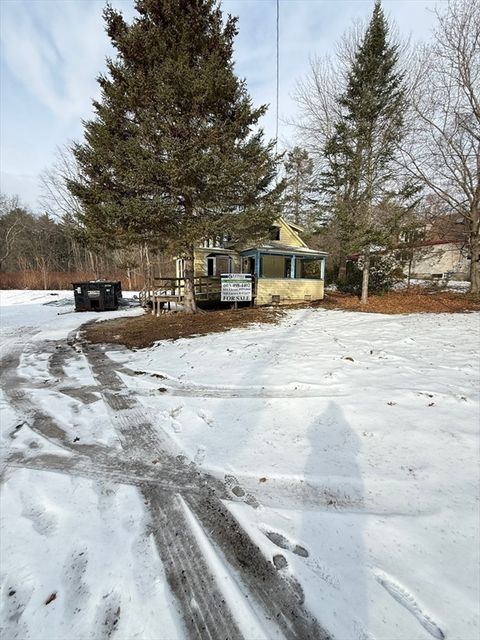 Photo of 890 Amesbury Road, Haverhill, MA 01830 (MLS # 73484378)