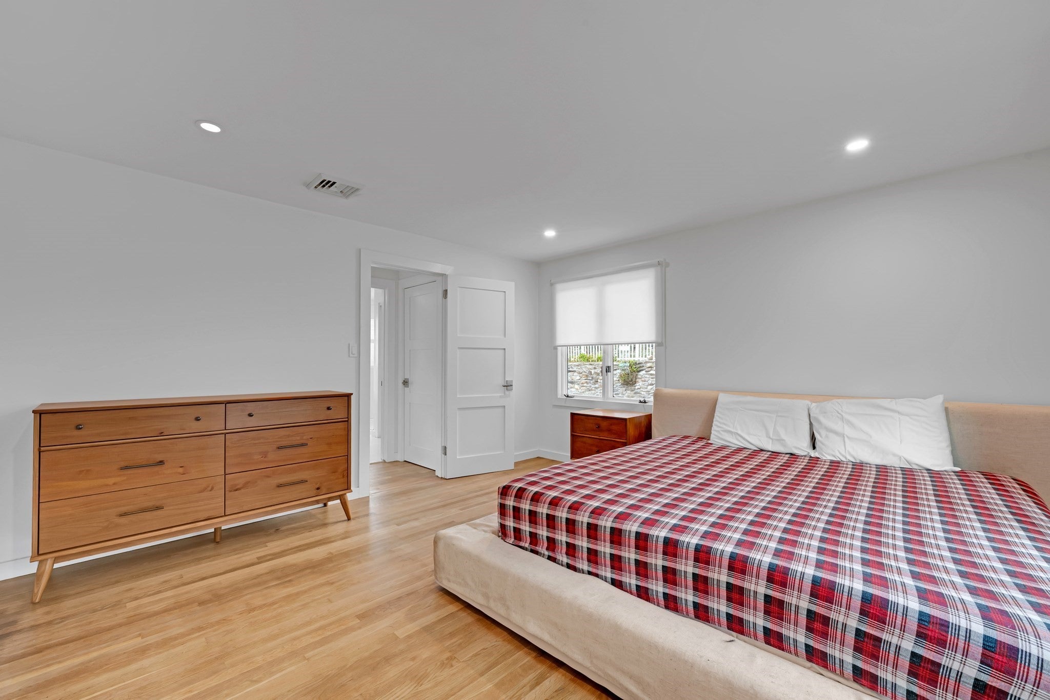 79 Chilmark St, Worcester, MA, 79 Chilmark St, Worcester, MA Photo #17