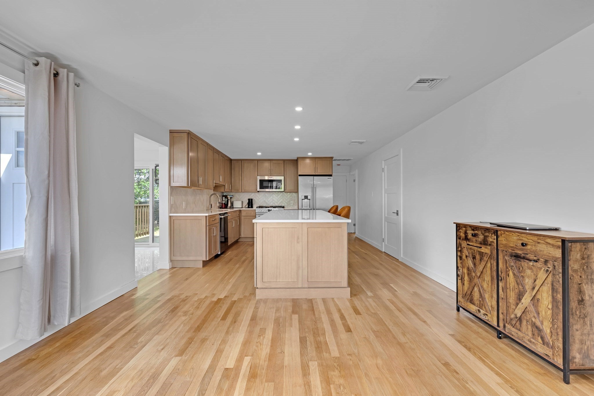 79 Chilmark St, Worcester, MA, 79 Chilmark St, Worcester, MA Photo #5