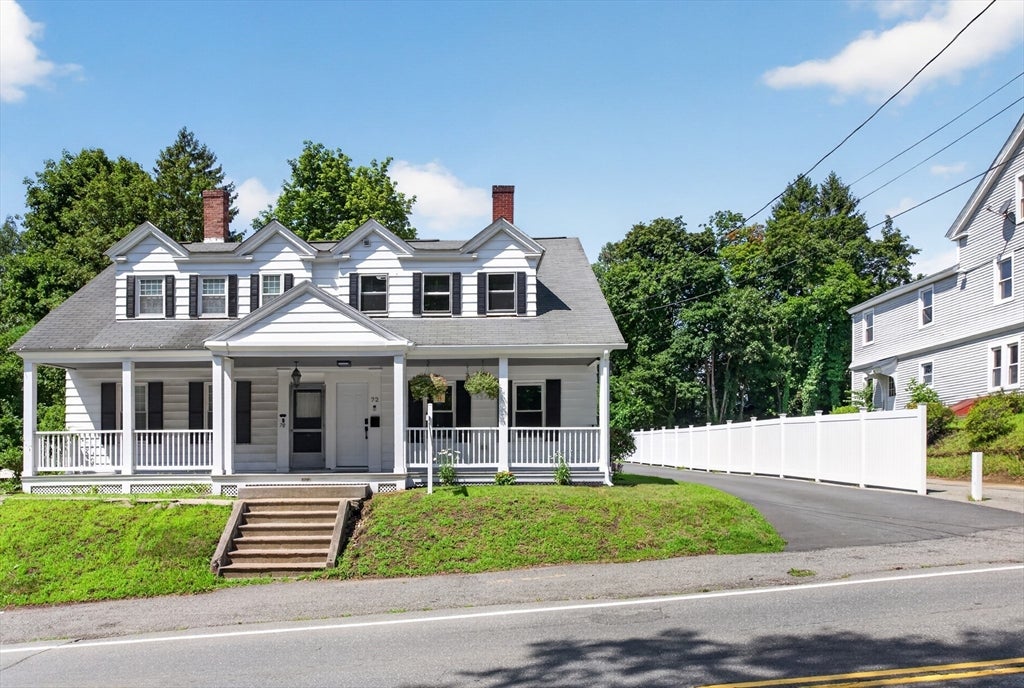 Photo of 72 Chestnut St, Clinton, MA