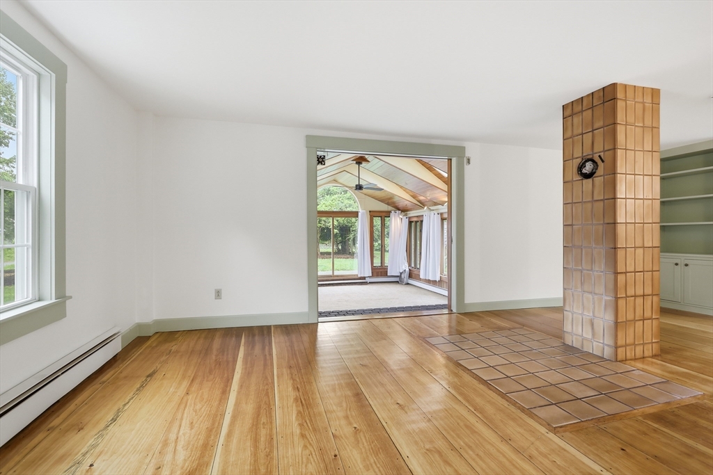 384 Pearl Hill Rd