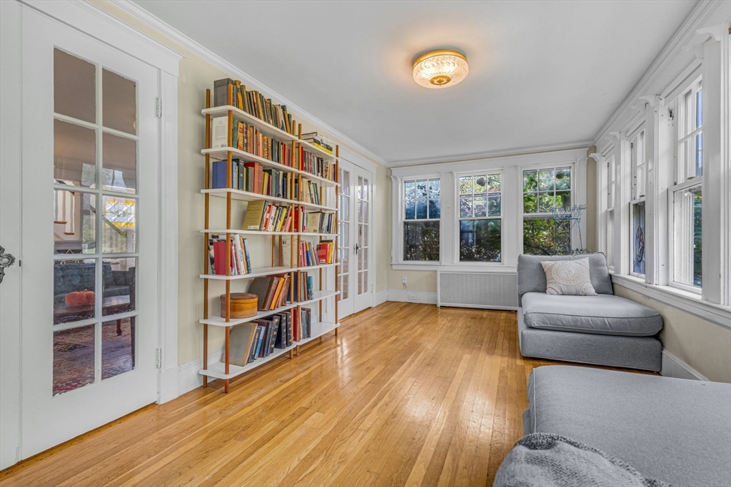 Stoughton, Massachusetts 02072, United States, 3 Bedrooms Bedrooms, ,2 BathroomsBathrooms,Residential,Active,220009