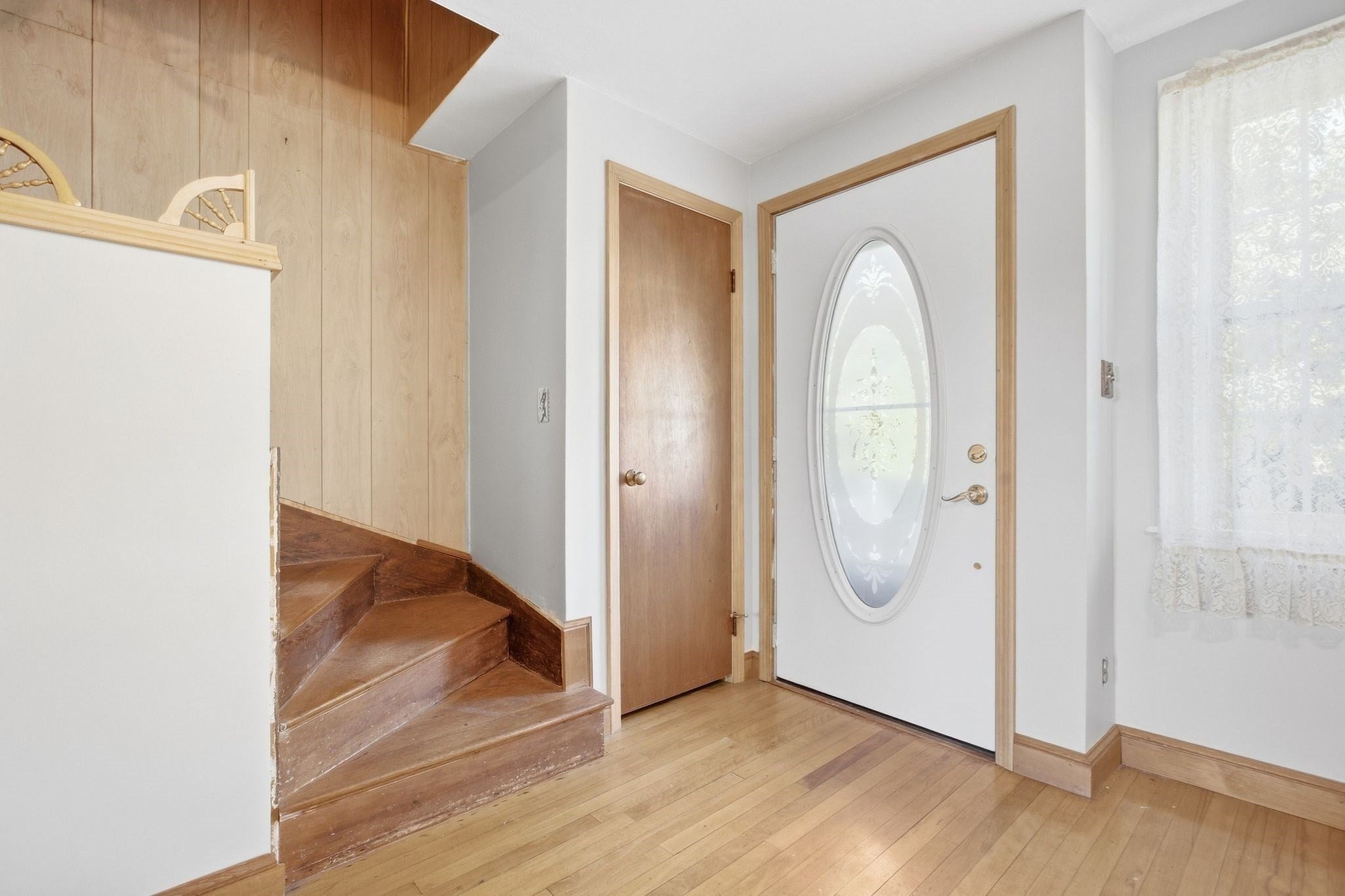 1259 Shawsheen St, Tewksbury, MA Photo #6