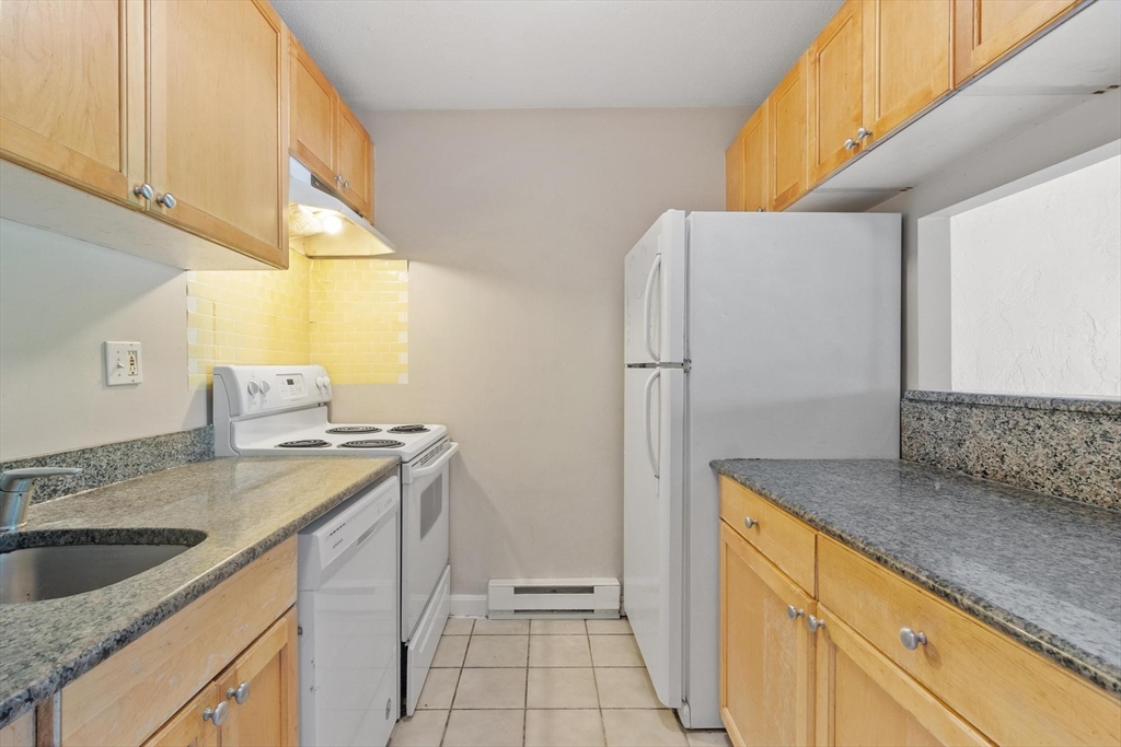 880 Broadway 5