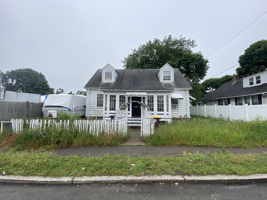 12 Fairlawn Rd