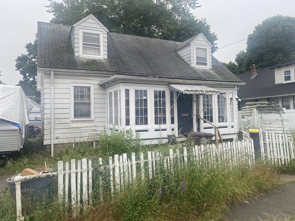 12 Fairlawn Rd