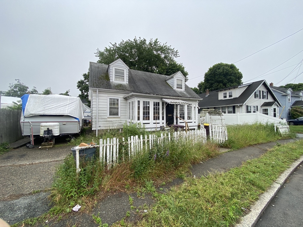 12 Fairlawn Rd