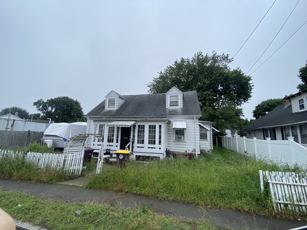 12 Fairlawn Rd