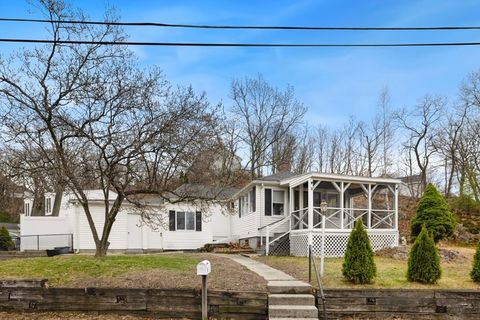9 Dale St Saugus MA 01906