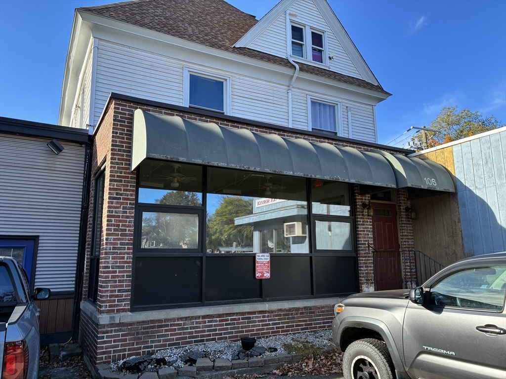 Photo 1 of 17 — 106-108 Federal St, Greenfield, MA 01301