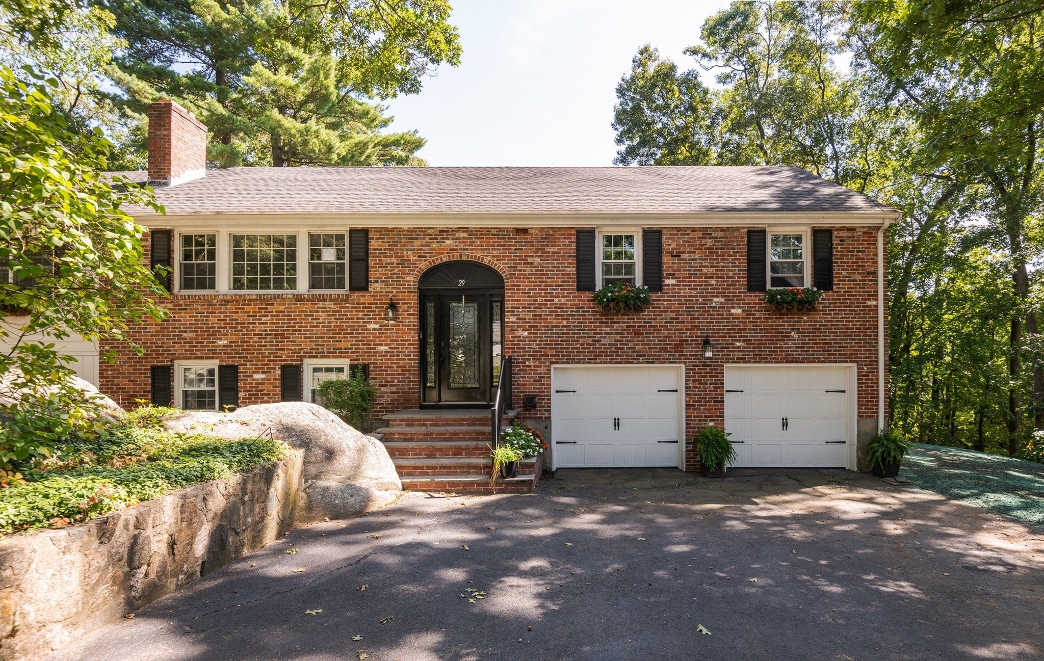 29 Doncaster Circle, Lynnfield, MA Photo #1