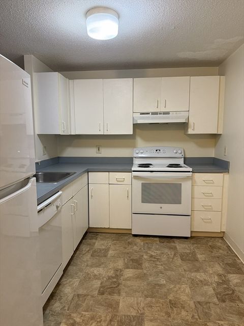 Photo of 5 Bank St #3F, Attleboro, MA 02703 (MLS # 73457576)