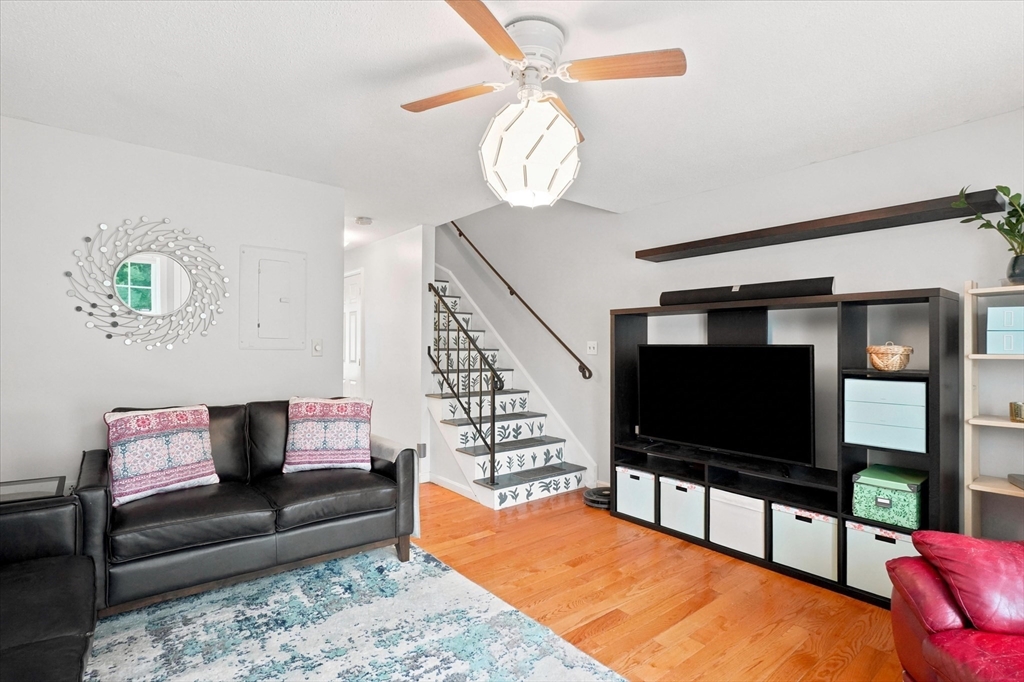 312 Water St 23