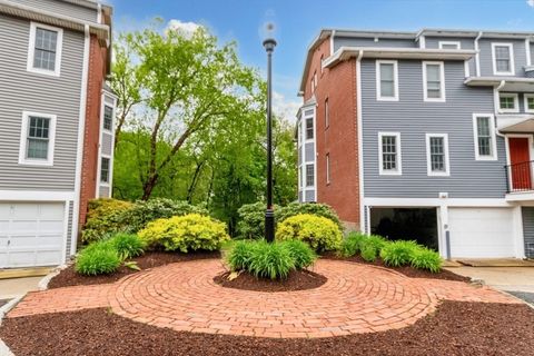 22 N Stone Mill Dr 1111 Dedham MA 02026